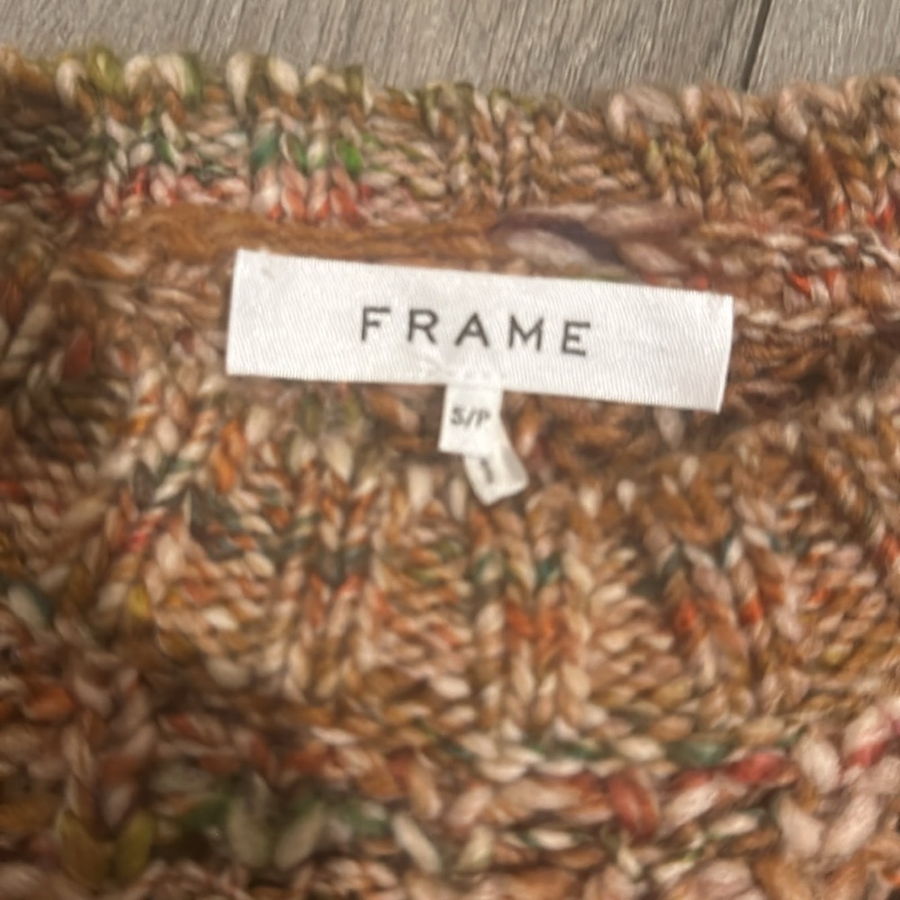 FRAME Marled Crewneck Sweater. - Picture 7 of 9